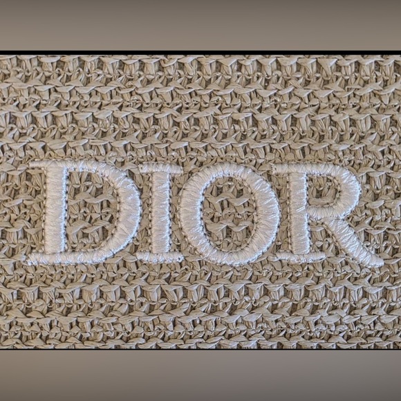 Dior Raffia Tote - Picture 3 of 4